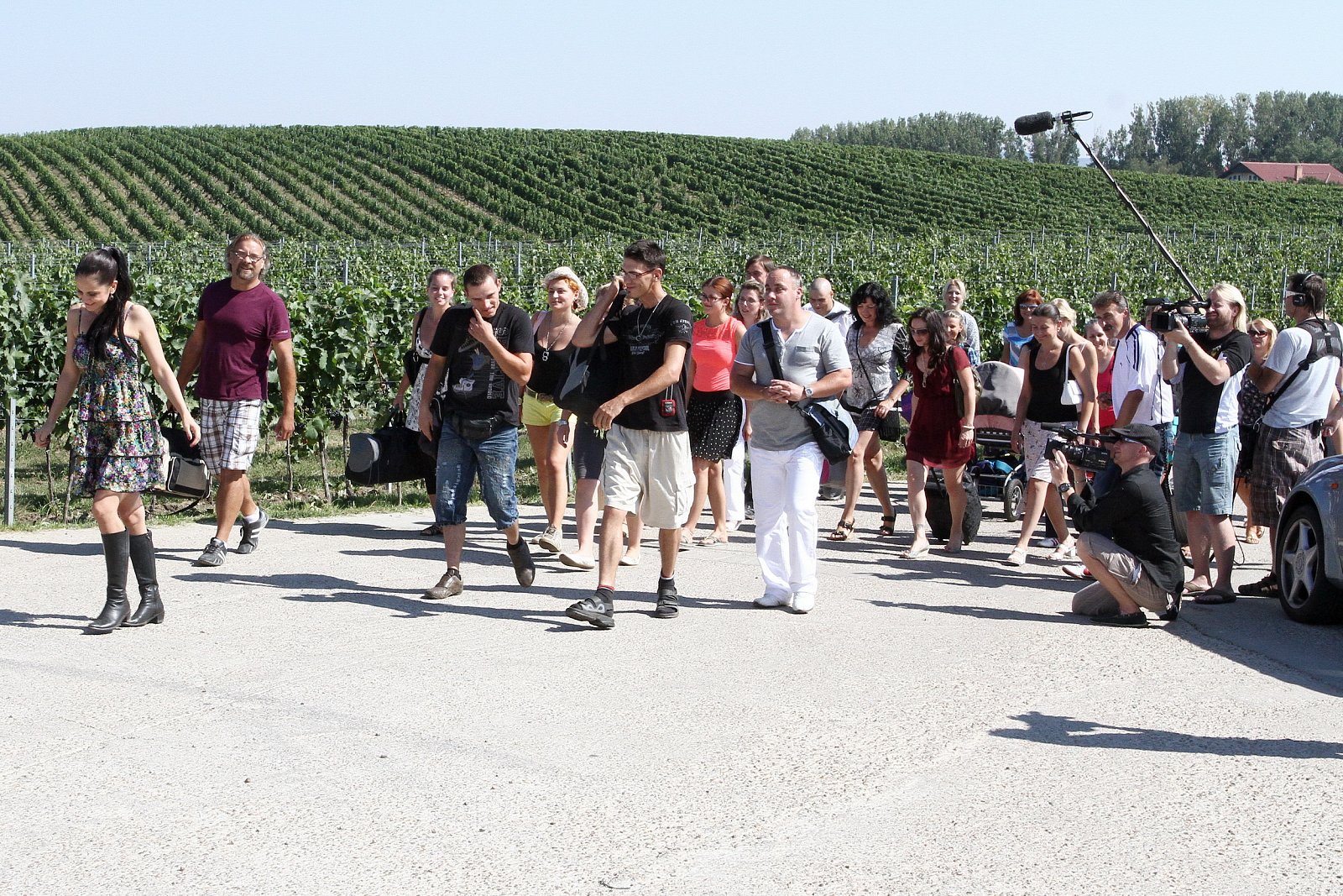 Farmář hledá ženu a Polívka na víně