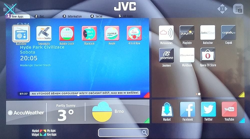 Aplikace po kliknutí na ikonu Market. Je jich jen pár a nejužitečnější je ta první, kde jsou i české rozhlasové stanice.