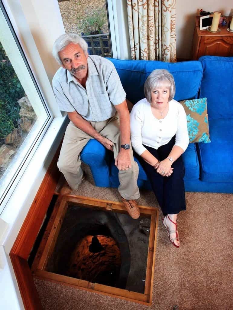 2016-09-starc3a1-studna-v-obc3bdvc3a1ku-viktoric3a1nskc3a9ho-dom