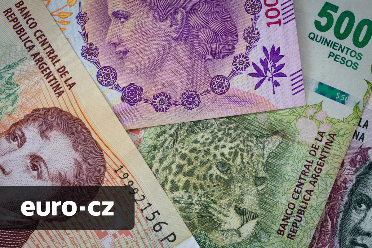 Tak draho, že vzniká nová bankovka. Argentina kvůli enormní inflaci zavede platidlo v hodnotě 10 tisíc pesos