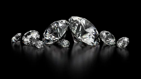 Náhledový obrázek - Cena surových diamantů se rekordně snižuje, výrazně klesá i zlato. Klenotníci ale zřejmě nesleví