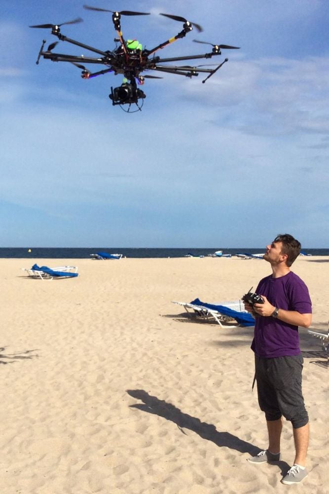 Viasat Explore - drony