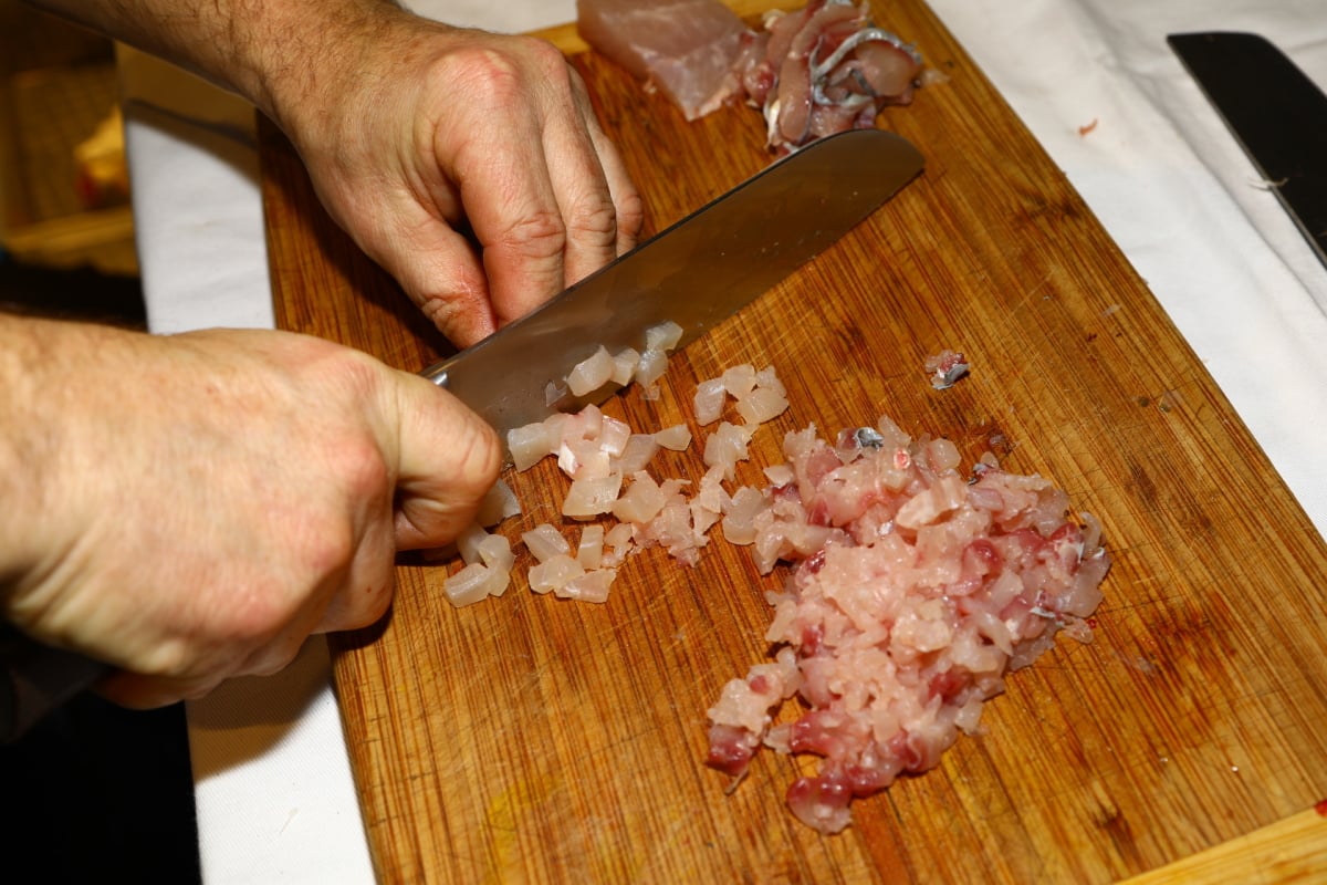 Vykostěte kapra a udělejte si hranolky nebo sushi