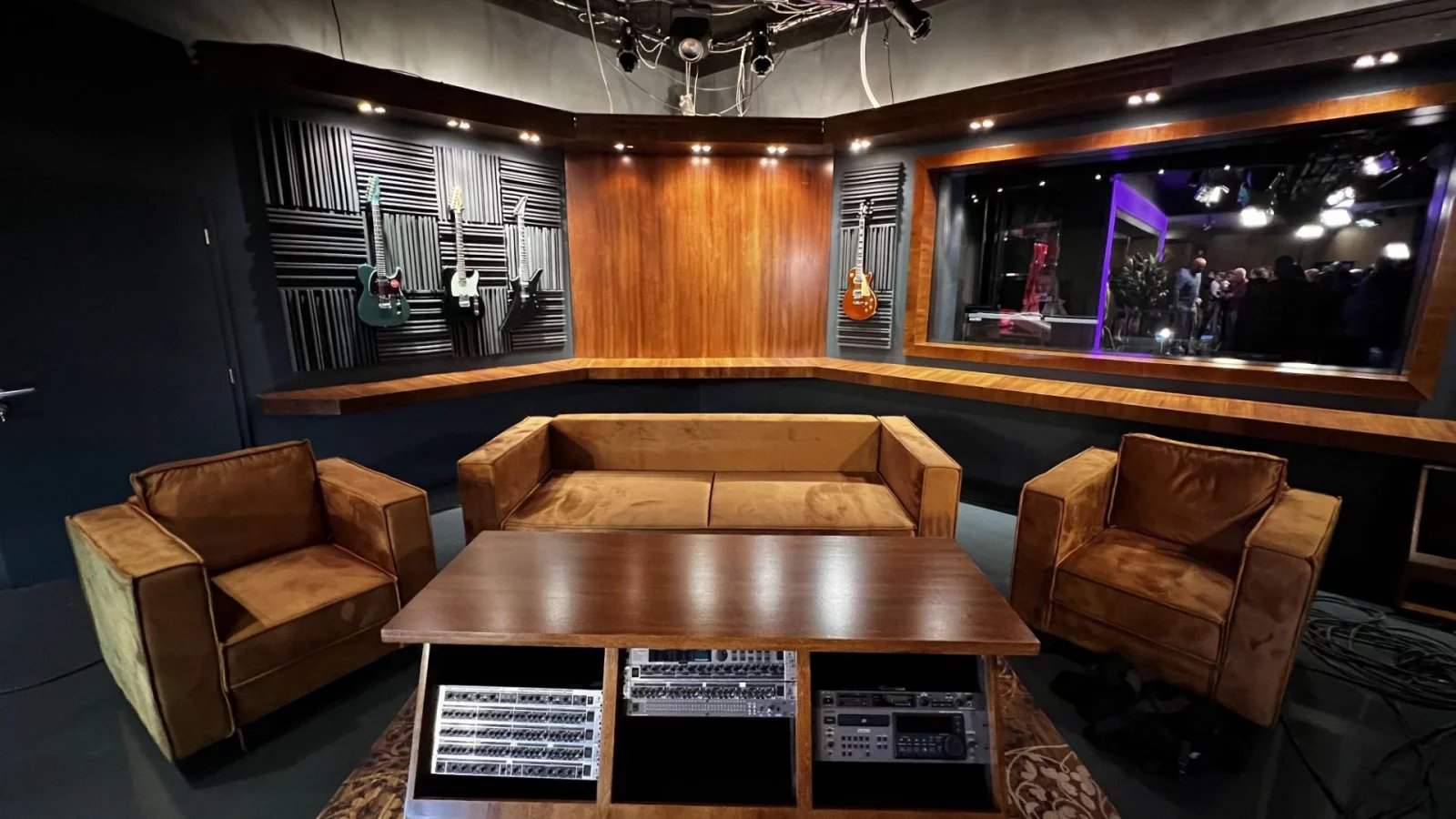 V těchto kulisách se bude vysílat pořad Pavla Anděla