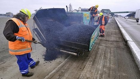 Náhledový obrázek - Veřejných zakázek se letos vypsalo nejvíce za pět let