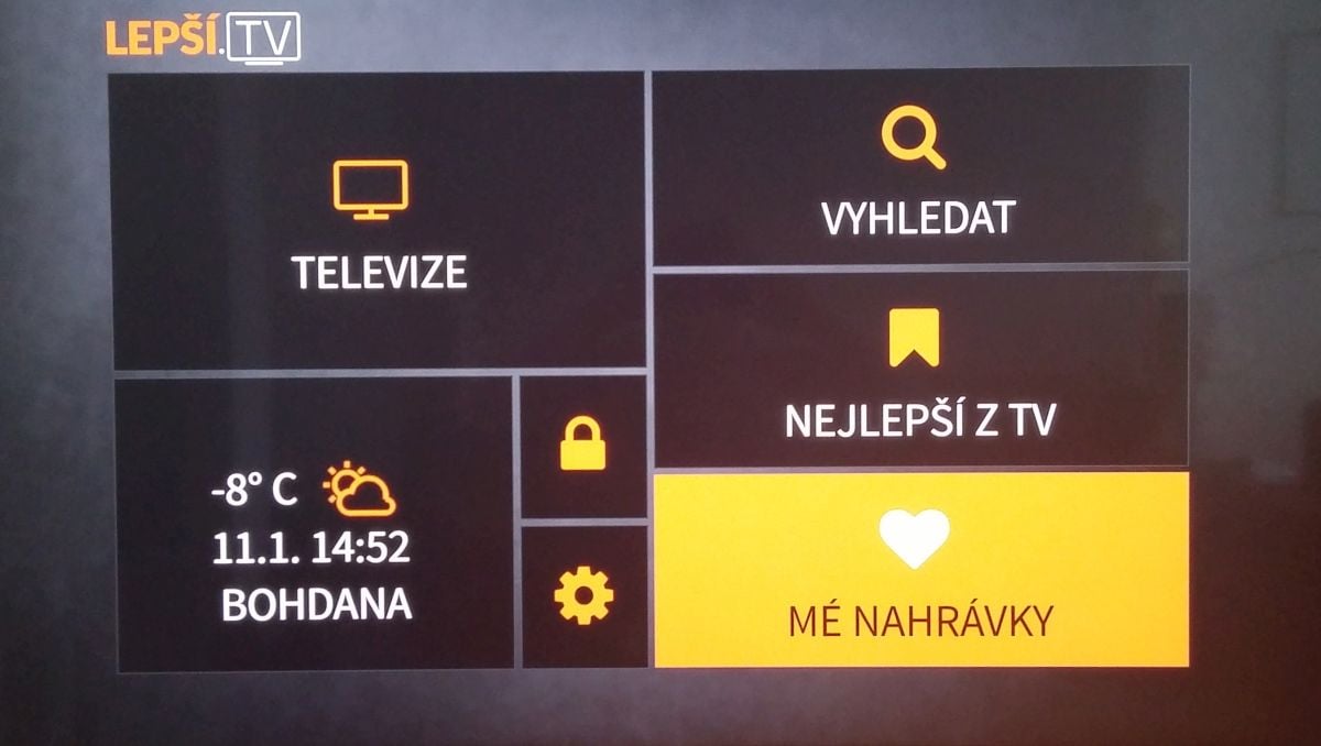 Tady je to zcela zřejmé. Ukládání nahrávek nemá omezení ani co do délky (doby) uložení, ani co do kapacity.