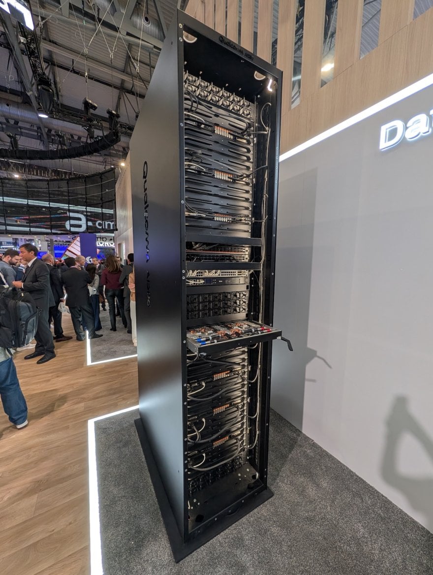 Servery a rack Qualcomm AI200