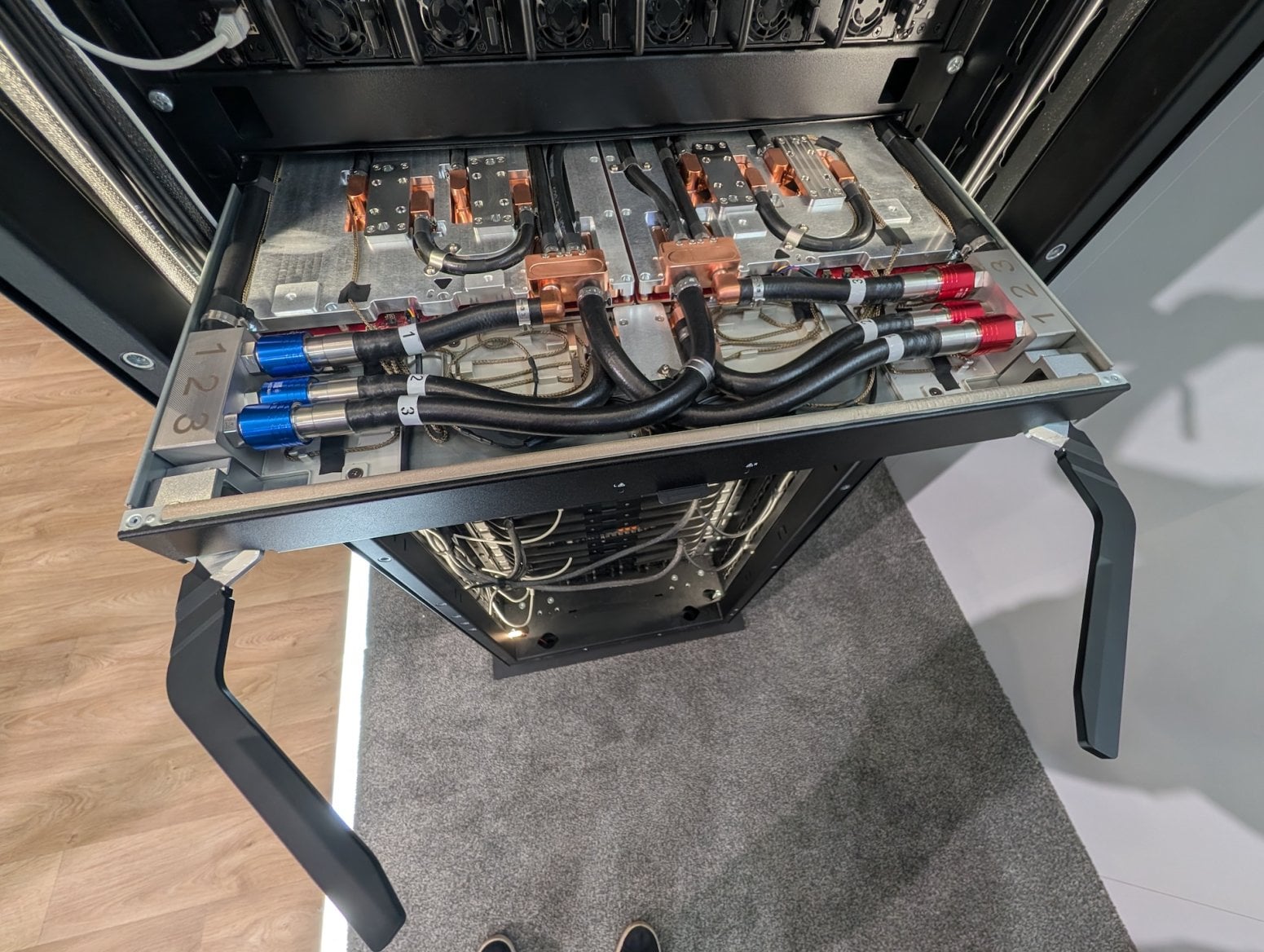 Servery a rack Qualcomm AI200