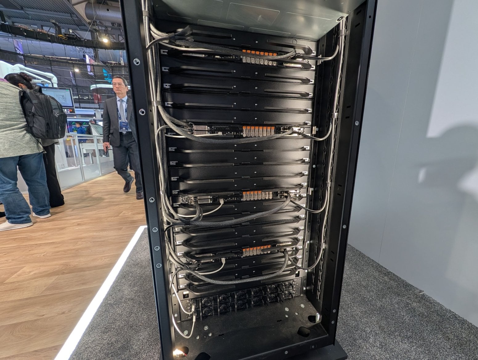 Servery a rack Qualcomm AI200