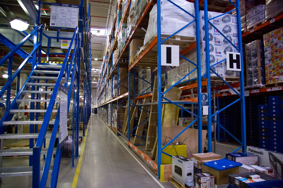 Alza má před Vánoci napilno