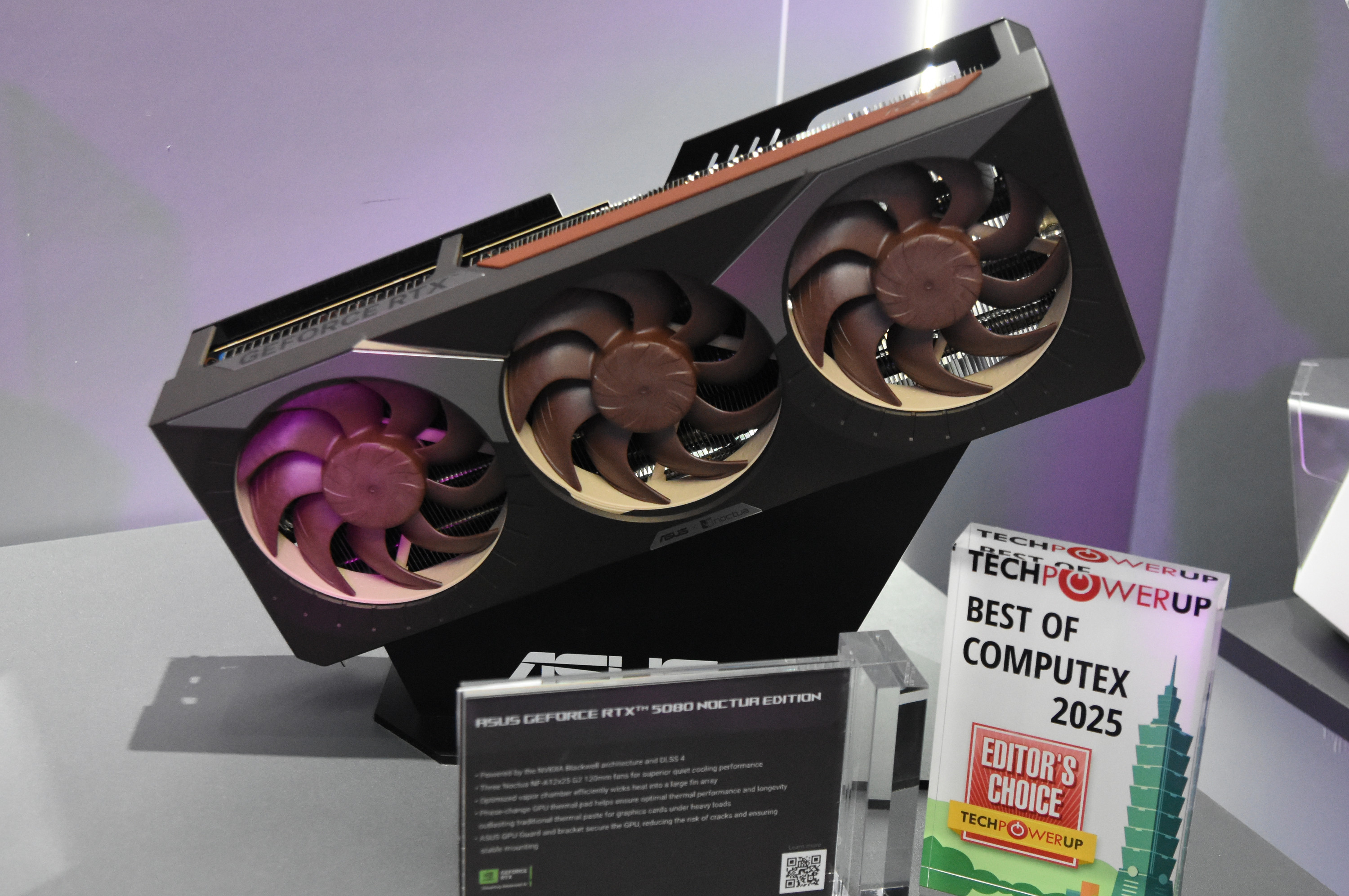 Hardware Asusu vystavovaný na Computexu 2025