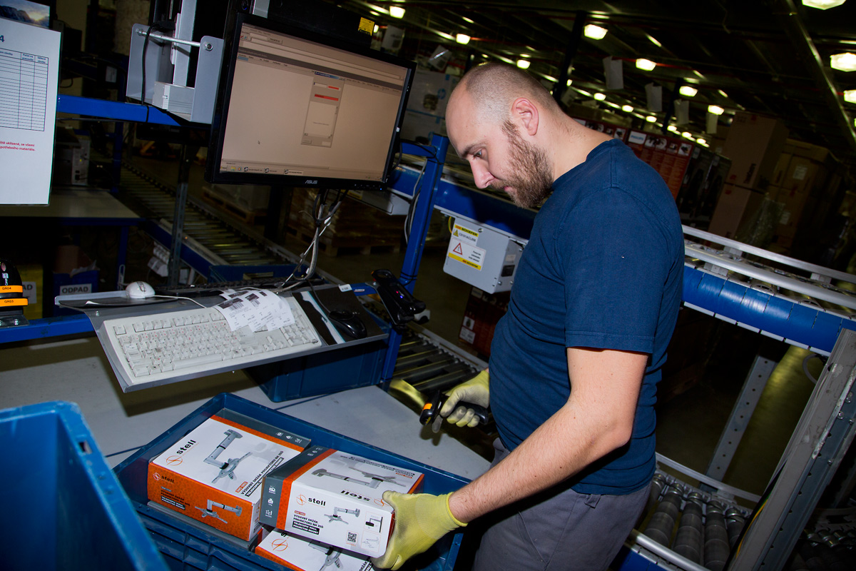 Alza má před Vánoci napilno