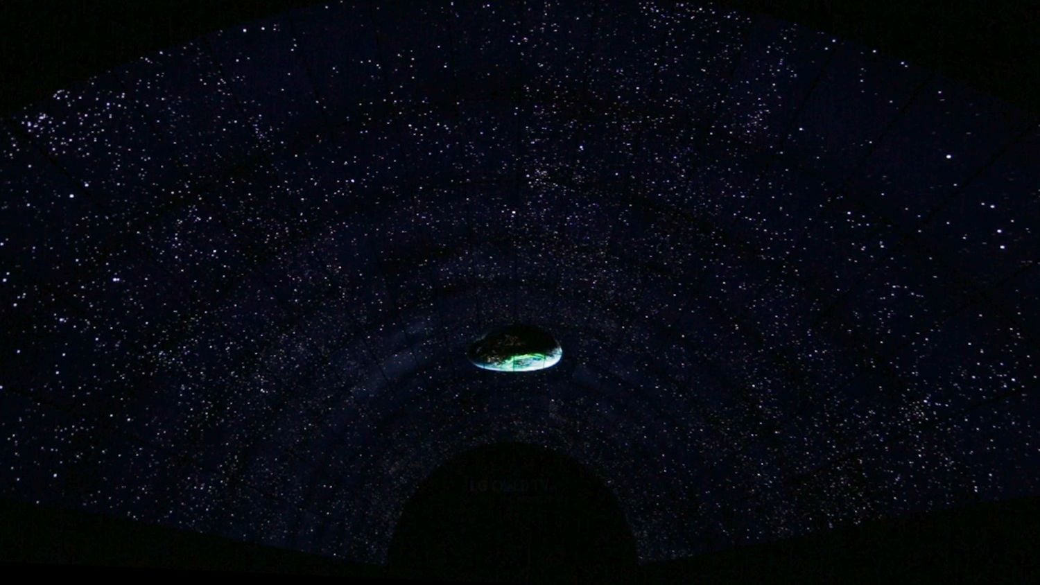 IFA 2016 - LG OLED tunel