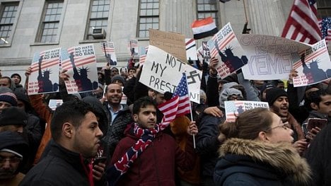 Náhledový obrázek - Nenávist v USA: počet protimuslimských skupin se ztrojnásobil