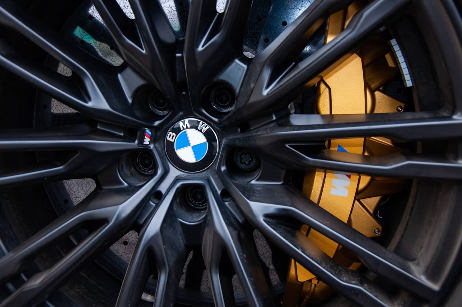 2022-11-test-bmw-m3-xdrive-competition-42.jpg