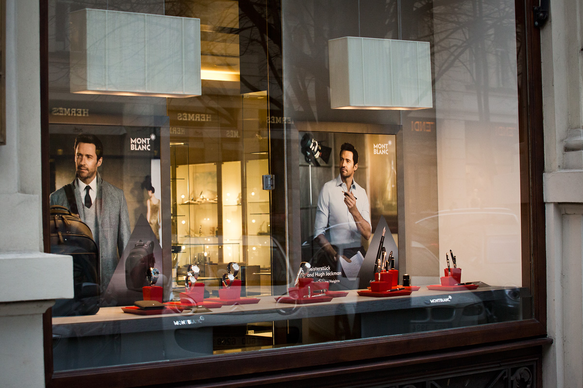 Výlohy v Pařížské ulici v Praze