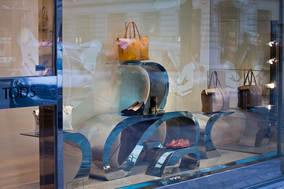 Výlohy v Pařížské ulici v Praze