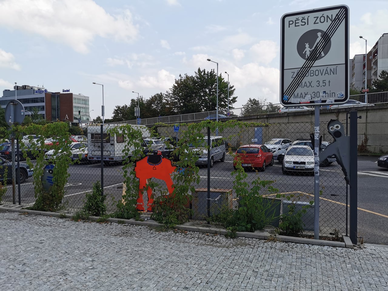 Cyberdog: robotická vinárna v Praze v Nových Butovicích