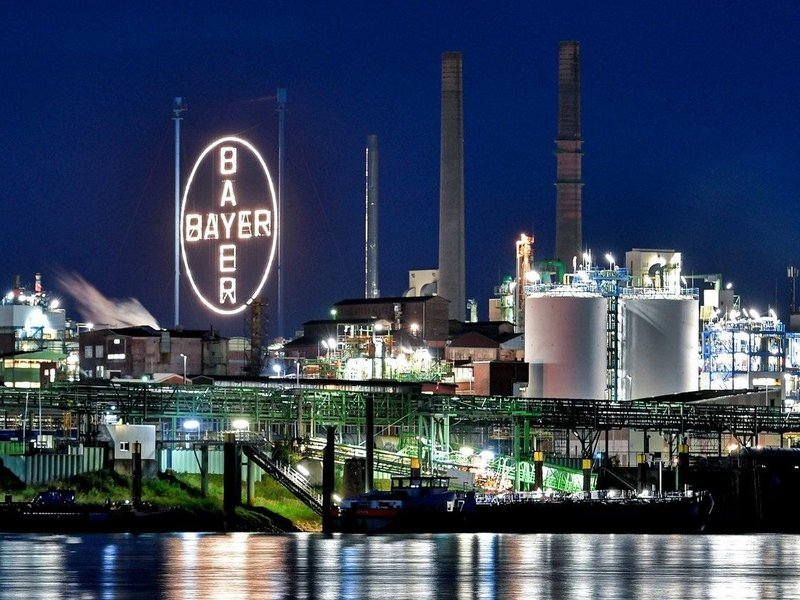 Továrna Bayer v Leverkusenu, ilustrační foto