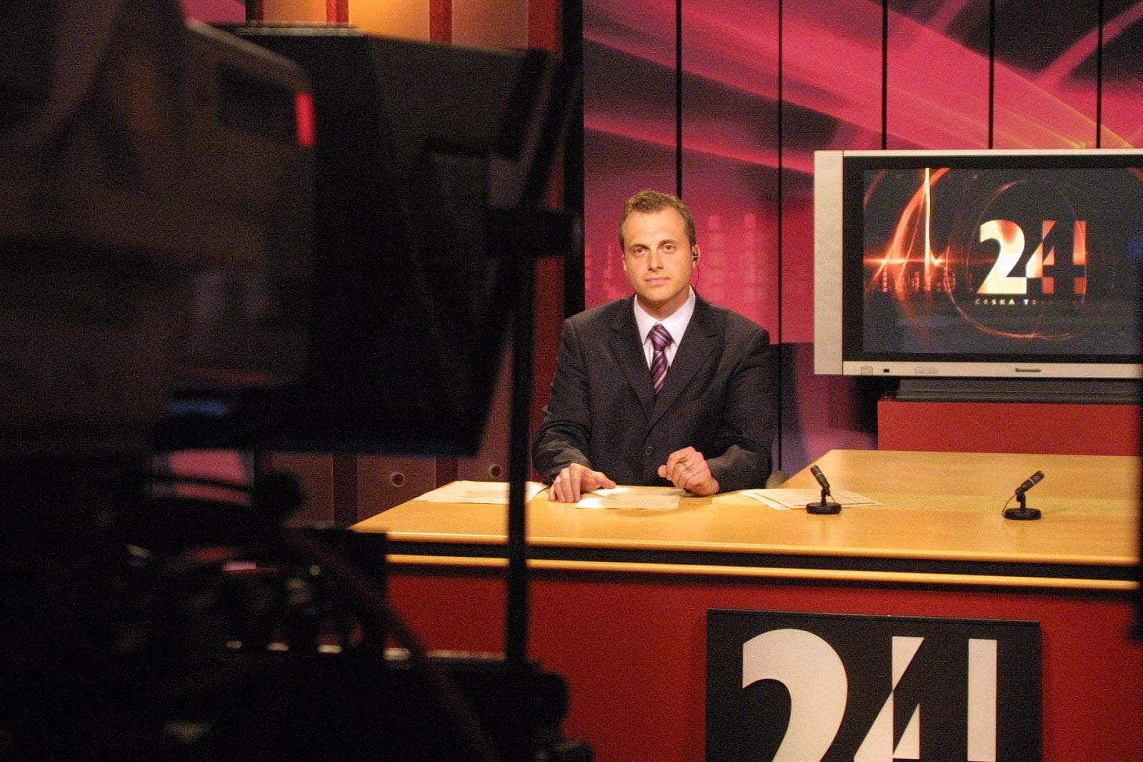 Začátek vysílání ČT24 v roce 2005
