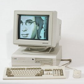 Amiga 4000 v desktop verzi - špička celé řady způsobující fanouškům třas v kolenou.