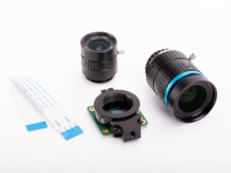 Kamera pro RPi nabízí 12,3megapixelový čip Sony IMX477 a několik výměnných objektivů.