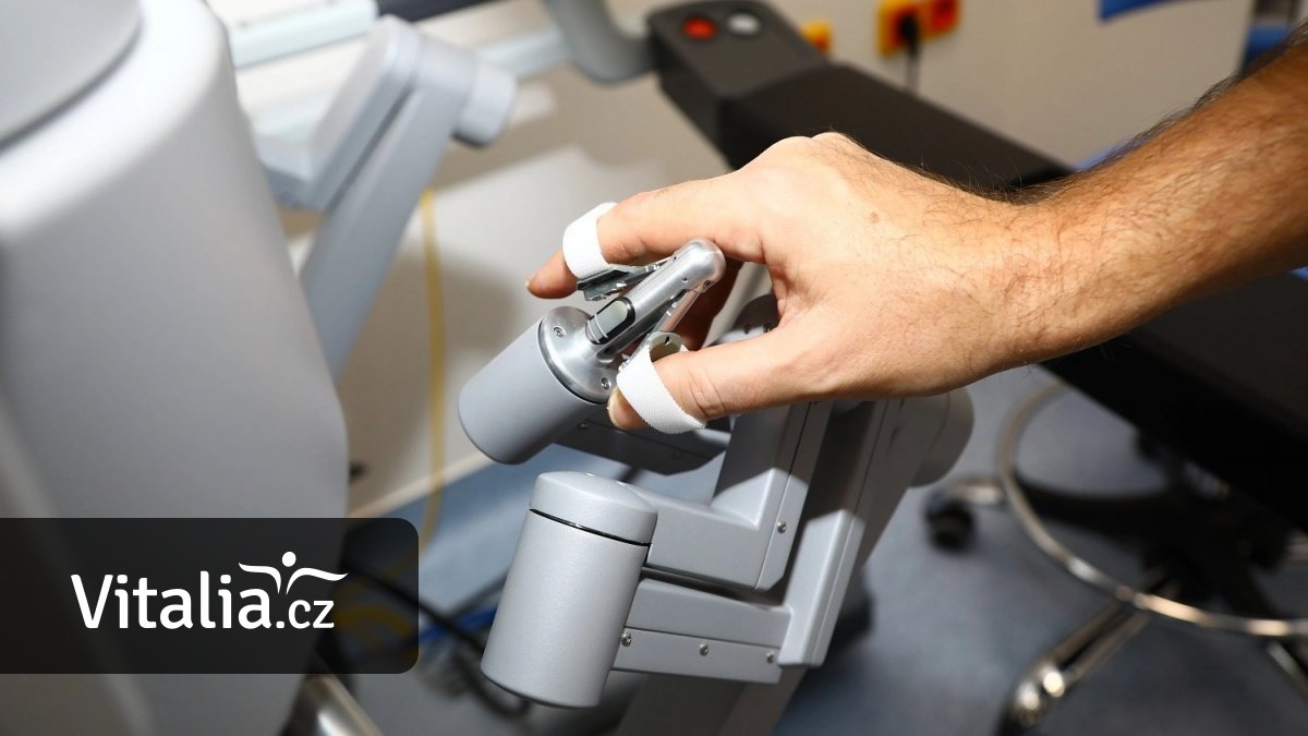 Urologové začnou operovat děti roboticky. Řeší věk, míry pacienta i užší nástroje
