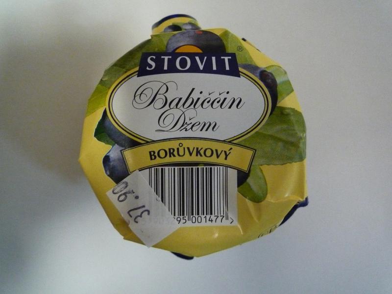 STOVIT Babiččin džem: jako od babičky? Leda by babička byla podvodnice - V džemu byly stanoveny dvě látky - sorbitol a floridzin - které ukazují na to, že ve výrobku byla použita i jiná ovocná složka - jablečná. Výrobce na obale výrobku uvádí, že se jedná o borůvkový džem.