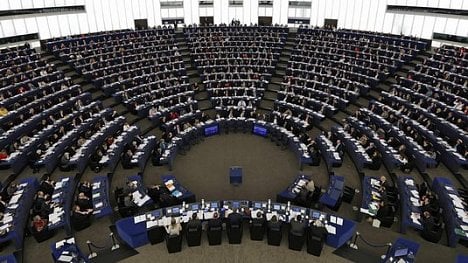 Náhledový obrázek - ANO získá v europarlamentu osm křesel, jednoho zástupce bude mít i SPD, vyplývá z projekce voleb