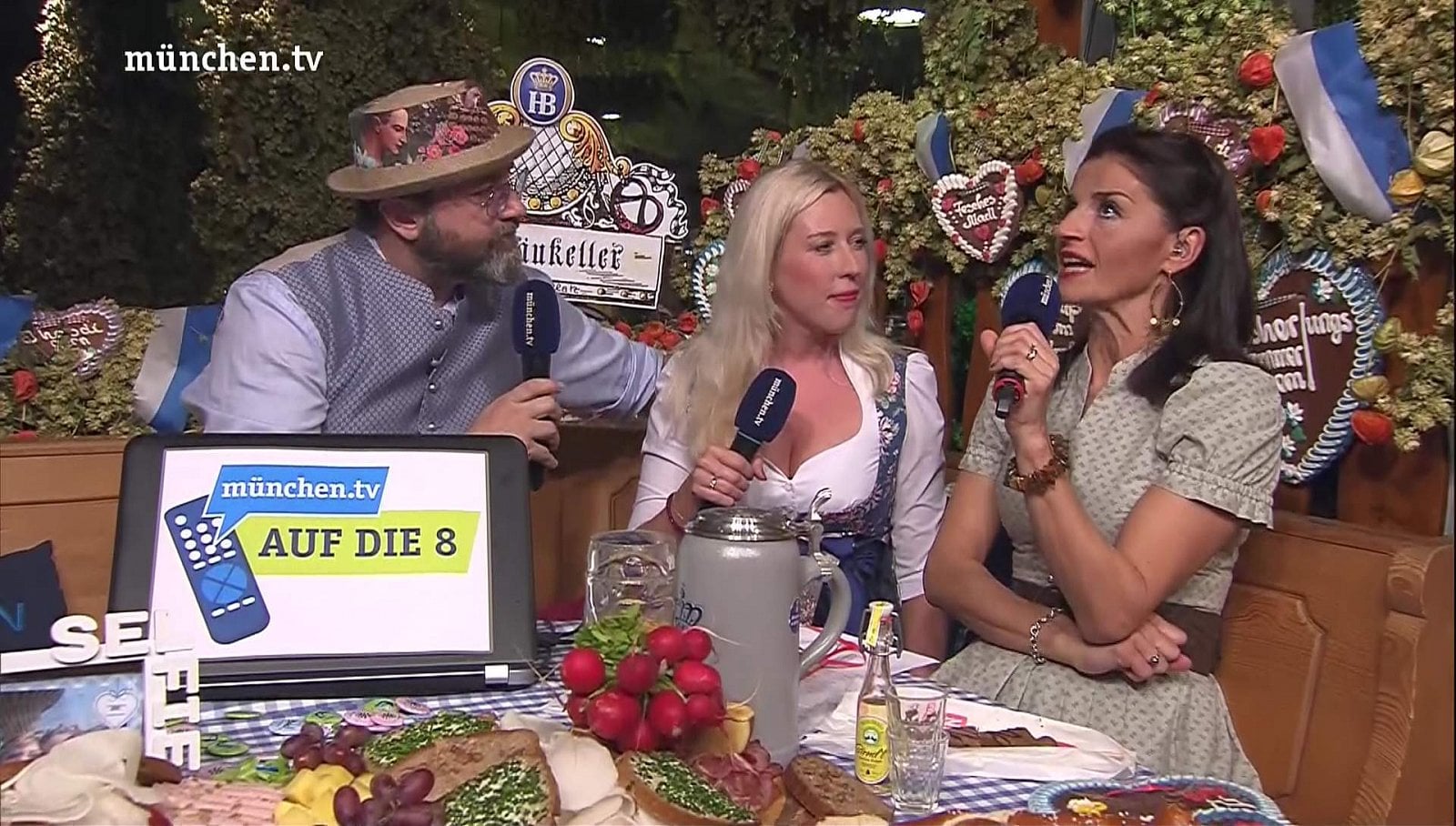 Nové hvězdy na satelitním nebi 25.-28. září