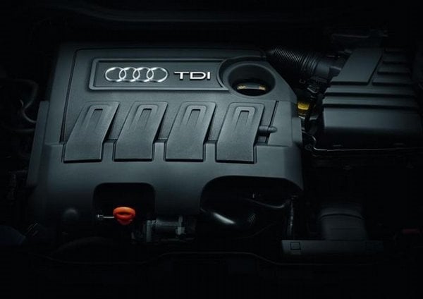2015-08-audi-a1-sportback-3.jpg