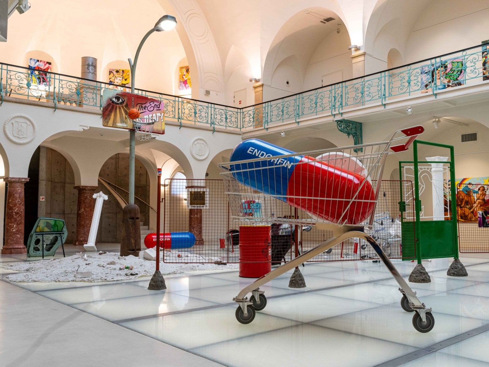 Foto z liberecké výstavy Pasty Onera The Gilded Age v roce 2023