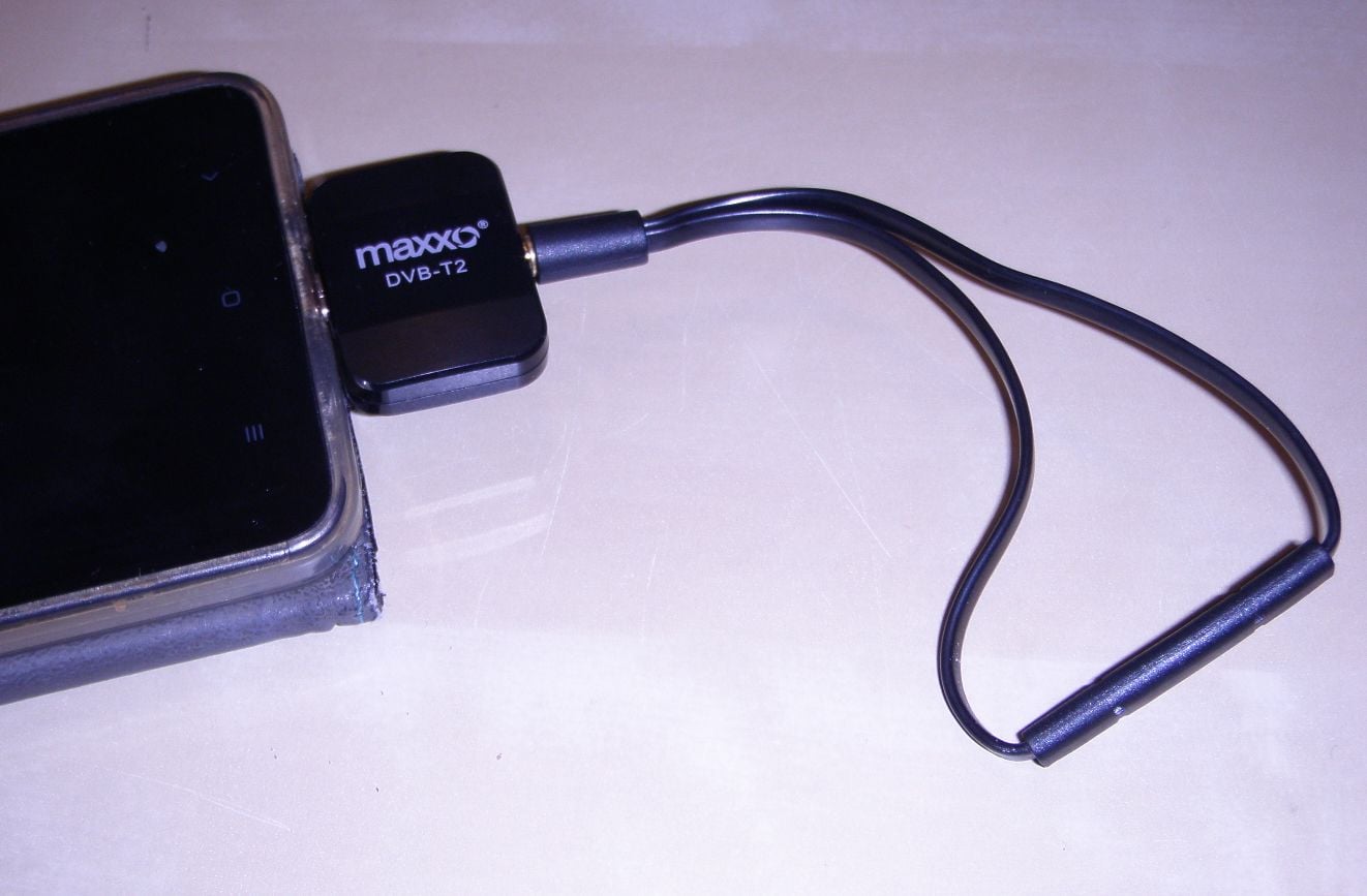 Maxxo T2 mobile - obsah balení