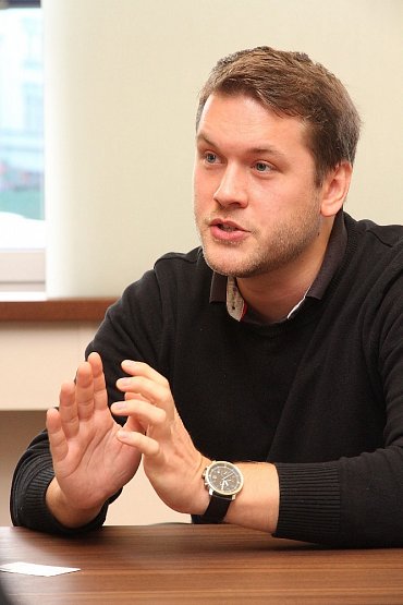 Při rozhovoru s mluvčím plzeňské televize Zak Viktorem Novým