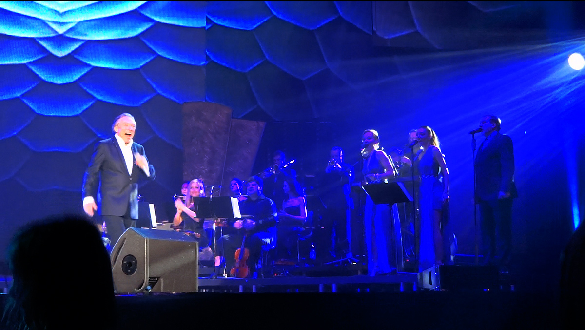 Koncert Karla Gotta, O2 aréna, sobota 6. prosince 2014