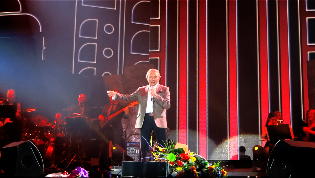 Koncert Karla Gotta, O2 aréna, sobota 6. prosince 2014