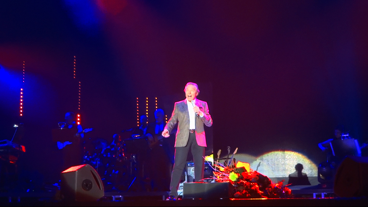 Koncert Karla Gotta, O2 aréna, sobota 6. prosince 2014