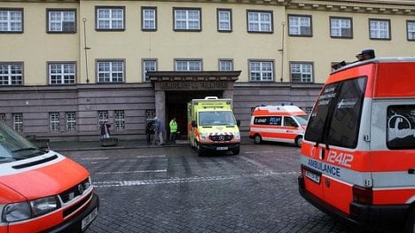 Náhledový obrázek - Praha zrušila termín převzetí nemocnice Na Františku. Nový není znám