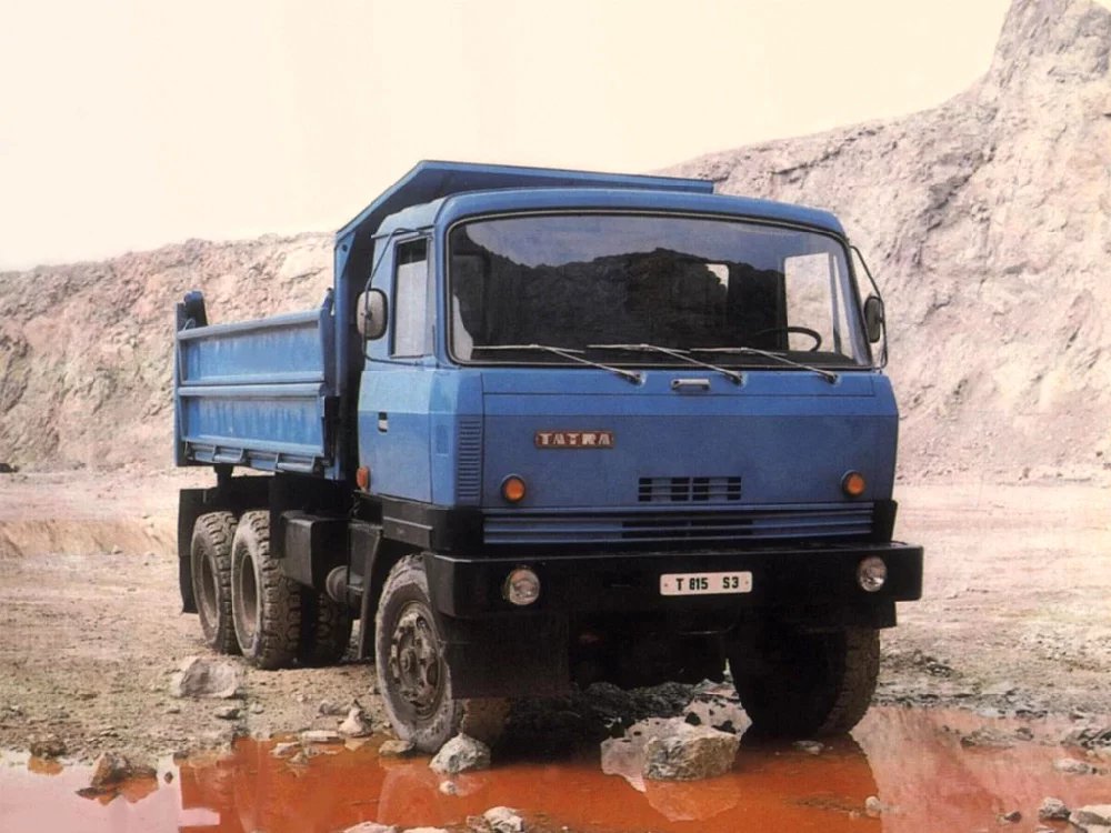 Retro: Tatra 815