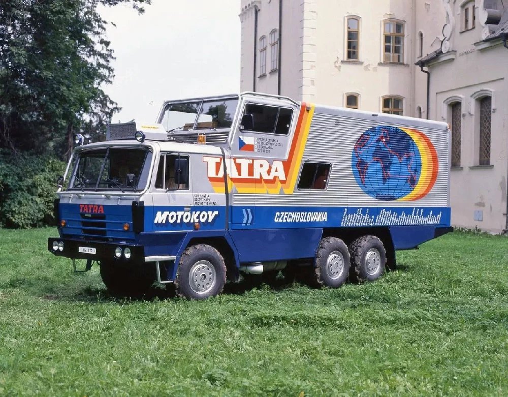 Retro: Tatra 815