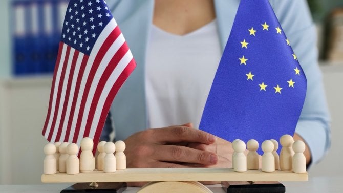 „Být, či nebýt“ bez amerických technologií? Evropa kvůli geopolitickému napětí hledá cestu k digitální suverenitě