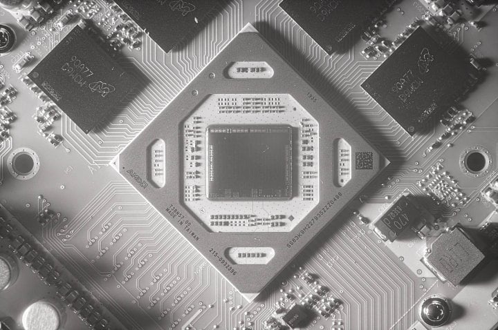 7nm GPU Navi 14 z AMD Radeonu RX 5500 XT foto Fritzchens Fritz 20