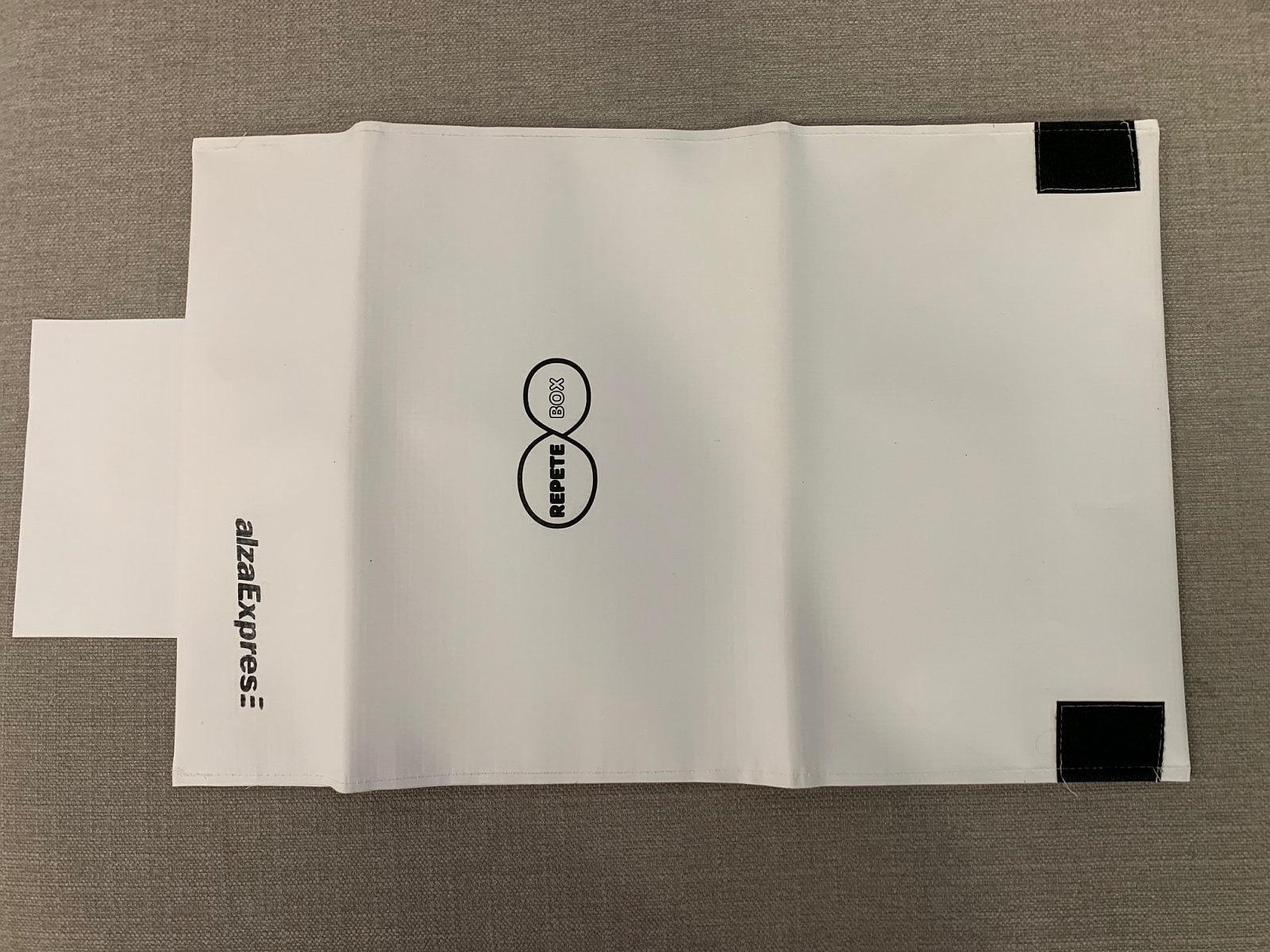 Alza testuje znovupoužitelné obaly RepeteBox