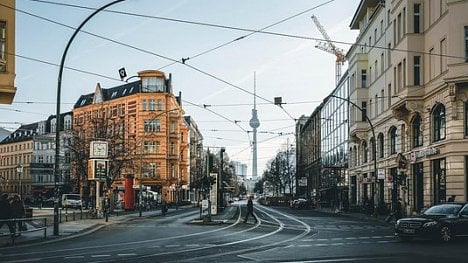 Náhledový obrázek - Berlín zastropoval nájemné. Majitelé jej nesmějí zvýšit pět let