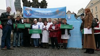 Náhledový obrázek - Pochcípáme na ulicích, znělo Zlínem. Nevraživost vůči Hegerovi sílí