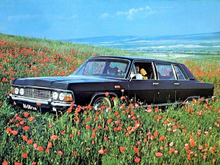 GAZ 14 Čajka