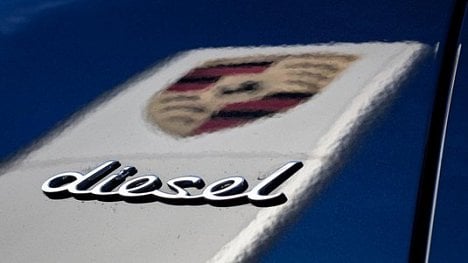 Náhledový obrázek - Je libo Cayenne? Porsche pere špinavé diesely v Litvě