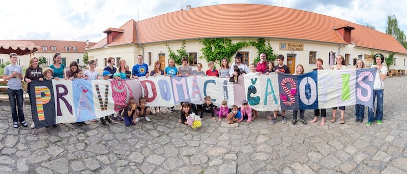 Pravý domácí časopis vzniká opravdu doma. Redakce není potřeba.