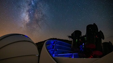 Náhledový obrázek - Srážky neutronových hvězd už vědci neuvidí jen díky štěstí. Detekovat je pomůže nový teleskop