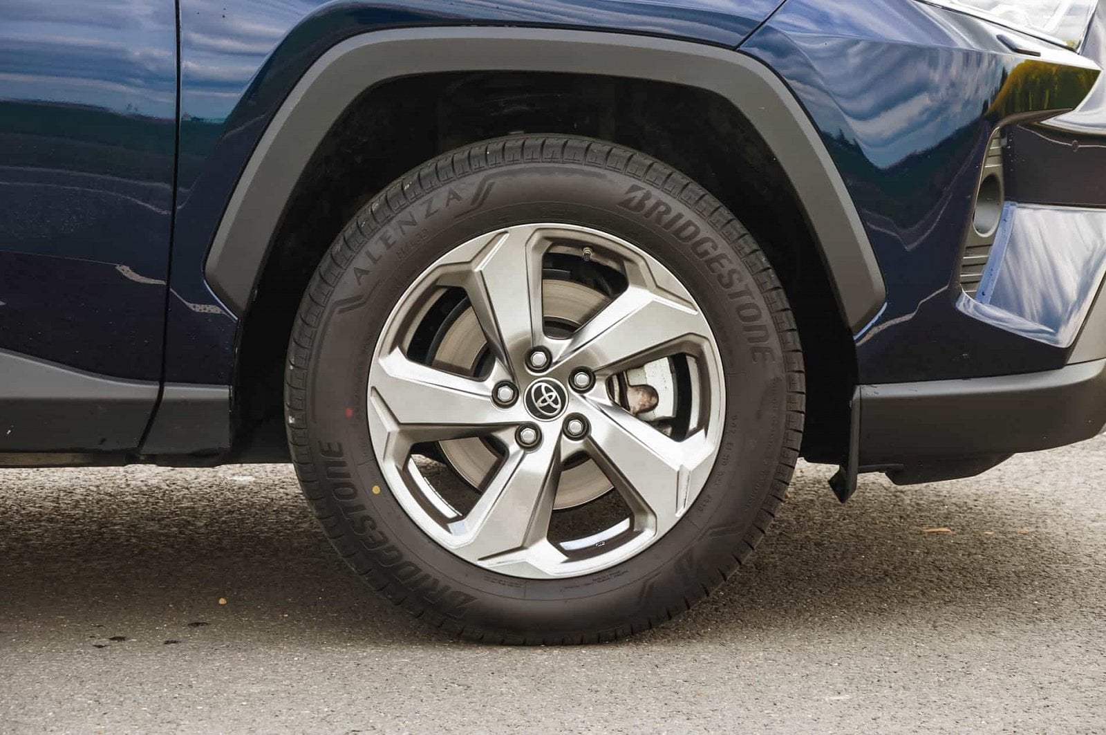 2019-07-Toyota-RAV4-5-of-33.jpg